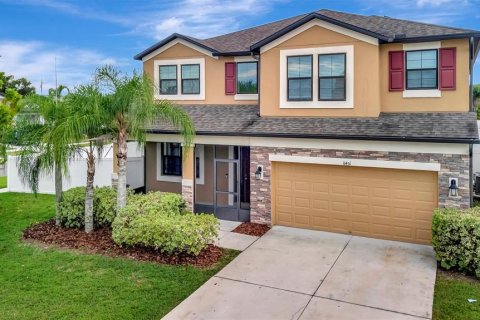 House in Riverview, Florida 5 bedrooms, 353.03 sq.m. № 1898878 - photo 8