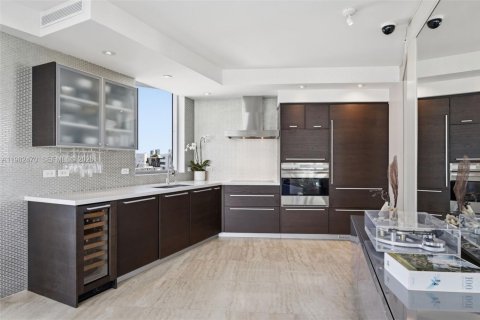 Купить кондоминиум в Майами-Бич, Флорида 2 спальни, 104.79м2, № 2050312 - фото 10