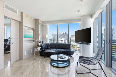 Купить кондоминиум в Майами-Бич, Флорида 2 спальни, 104.79м2, № 2050312 - фото 4