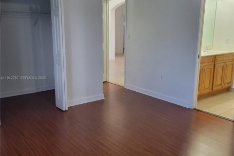 Villa ou maison à louer à Homestead, Floride: 3 chambres, 146.14 m2 № 2000142 - photo 4