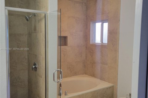 Villa ou maison à louer à Homestead, Floride: 3 chambres, 146.14 m2 № 2000142 - photo 12