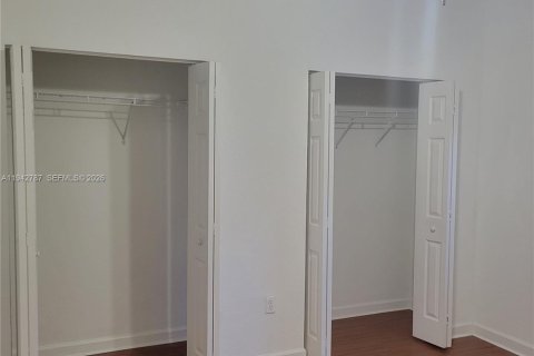 Villa ou maison à louer à Homestead, Floride: 3 chambres, 146.14 m2 № 2000142 - photo 7