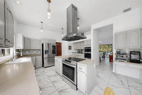 Купить виллу или дом в Брейдентон, Флорида 4 комнаты, 283.91м2, № 2096941 - фото 24