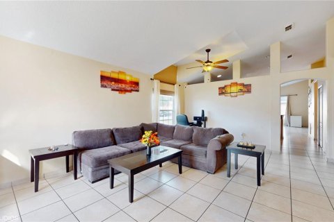 Casa en venta en Kissimmee, Florida, 4 dormitorios, 171.13 m2 № 1681190 - foto 7