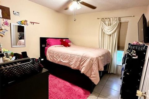 Casa en venta en Kissimmee, Florida, 4 dormitorios, 171.13 m2 № 1681190 - foto 5