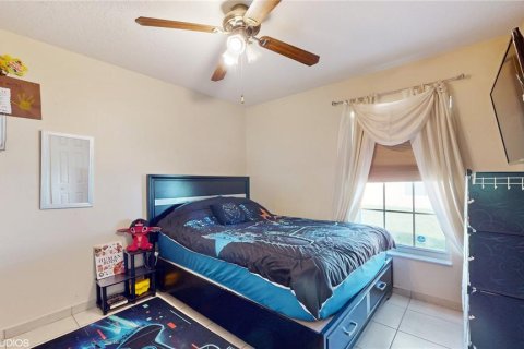 Casa en venta en Kissimmee, Florida, 4 dormitorios, 171.13 m2 № 1681190 - foto 18