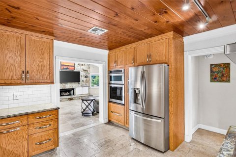 Villa ou maison à vendre à Kissimmee, Floride: 3 chambres, 205.69 m2 № 2432678 - photo 12