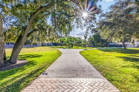 Villa ou maison à vendre à Kissimmee, Floride: 3 chambres, 205.69 m2 № 2432678 - photo 3