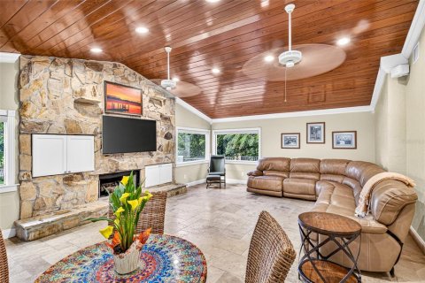 Villa ou maison à vendre à Kissimmee, Floride: 3 chambres, 205.69 m2 № 2432678 - photo 9