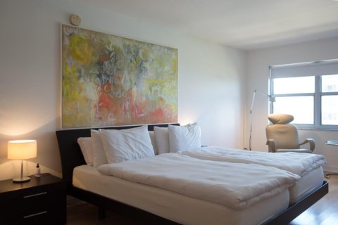Condo in Pompano Beach, Florida, 2 bedrooms № 2187976 - photo 17