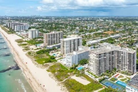 Condo in Pompano Beach, Florida, 2 bedrooms № 2187976 - photo 26