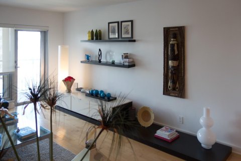 Condo in Pompano Beach, Florida, 2 bedrooms № 2187976 - photo 14