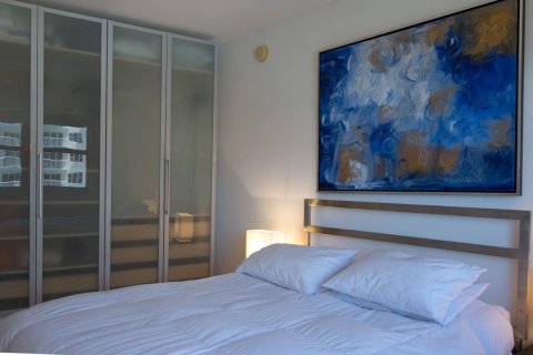 Condo in Pompano Beach, Florida, 2 bedrooms № 2187976 - photo 21