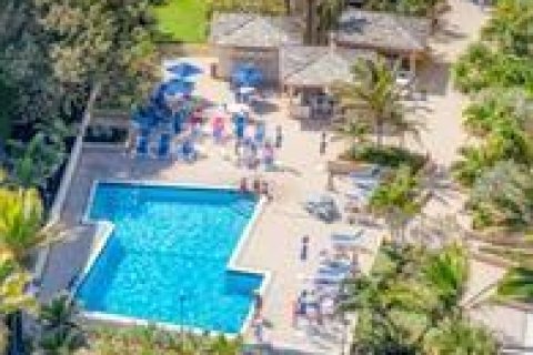 Condo in Pompano Beach, Florida, 2 bedrooms № 2187976 - photo 7