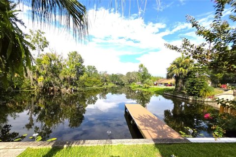 Adosado en alquiler en Leesburg, Florida, 4 dormitorios, 216.18 m2 № 1883173 - foto 2
