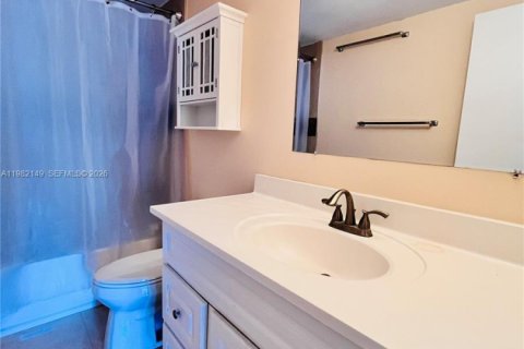 Studio in the Condo in Hallandale Beach, Florida  № 2043305 - photo 11