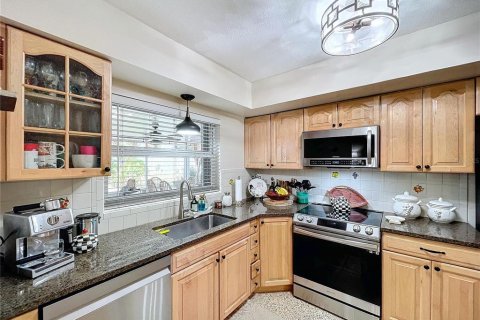 House in Clearwater, Florida 2 bedrooms, 95.13 sq.m. № 1524832 - photo 19