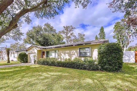 House in Clearwater, Florida 2 bedrooms, 95.13 sq.m. № 1524832 - photo 3