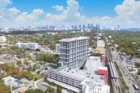 House in Miami, Florida 2 bedrooms, 81.29 sq.m. № 2044058 - photo 5