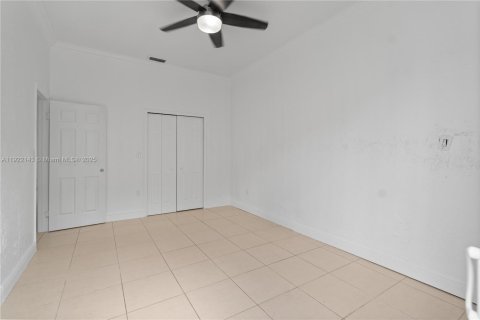 Casa en venta en Miami Lakes, Florida, 4 dormitorios, 201.32 m2 № 1976984 - foto 26