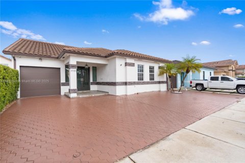 Casa en venta en Miami Lakes, Florida, 4 dormitorios, 201.32 m2 № 1976984 - foto 22