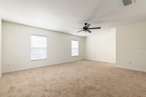 Townhouse in Oviedo, Florida 3 bedrooms, 169.83 sq.m. № 1815717 - photo 16