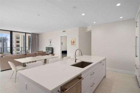 Condominio en venta en Saint Petersburg, Florida, 2 dormitorios, 220.27 m2 № 2298178 - foto 11