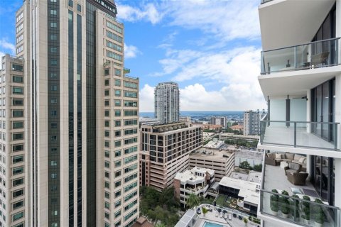 Condominio en venta en Saint Petersburg, Florida, 2 dormitorios, 220.27 m2 № 2298178 - foto 17