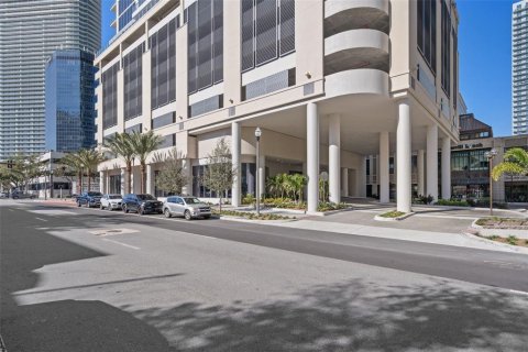 Condominio en venta en Saint Petersburg, Florida, 2 dormitorios, 220.27 m2 № 2298178 - foto 27