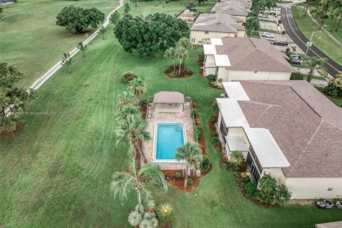 Propiedad comercial en venta en Sebring, Florida, 176.89 m2 № 1847736 - foto 4