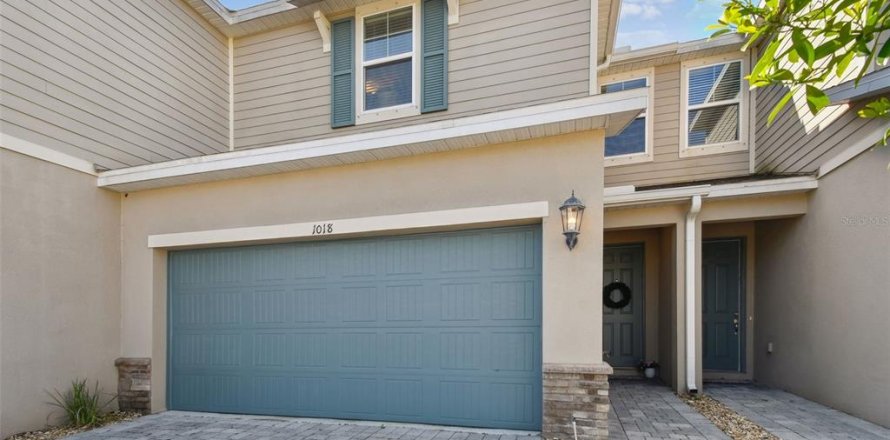 Adosado en Tampa, Florida 3 dormitorios, 151.52 m2 № 1612444