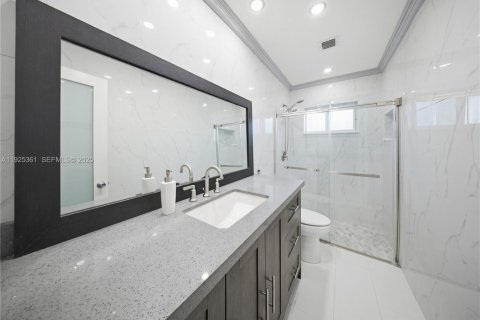 Villa ou maison à louer à North Miami Beach, Floride: 3 chambres, 99.78 m2 № 1984173 - photo 30