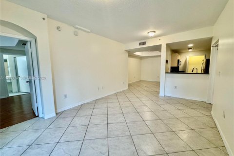 Condo in Doral, Florida, 3 bedrooms № 2048543 - photo 6