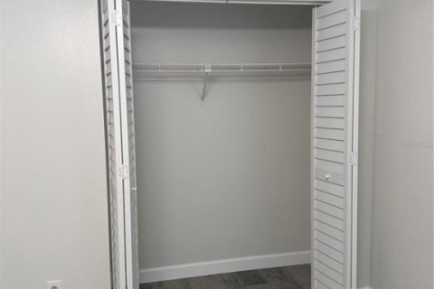Copropriété à louer à Tampa, Floride: 2 chambres, 80.27 m2 № 2167497 - photo 11