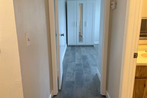 Copropriété à louer à Tampa, Floride: 2 chambres, 80.27 m2 № 2167497 - photo 13