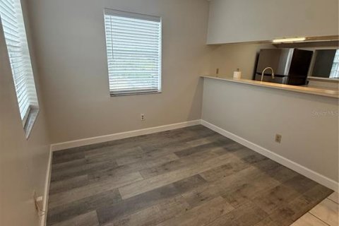Copropriété à louer à Tampa, Floride: 2 chambres, 80.27 m2 № 2167497 - photo 4