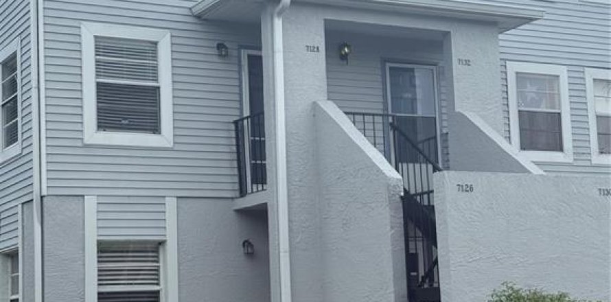 Condo à Tampa, Floride, 2 chambres  № 2167497