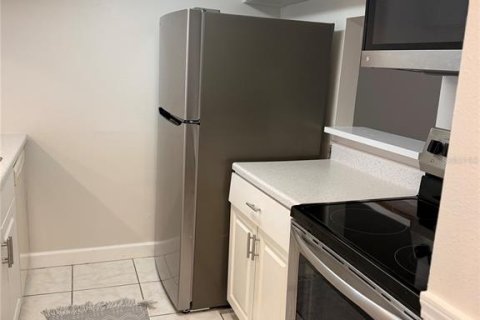 Copropriété à louer à Tampa, Floride: 2 chambres, 80.27 m2 № 2167497 - photo 6