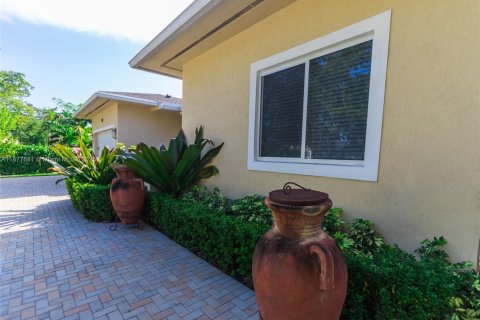 Villa ou maison à louer à Miami, Floride: 4 chambres № 1922742 - photo 8
