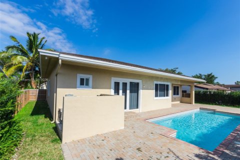 Villa ou maison à louer à Miami, Floride: 4 chambres № 1922742 - photo 12