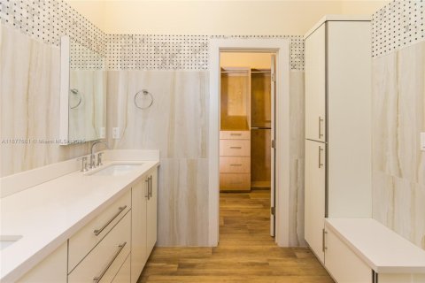Villa ou maison à louer à Miami, Floride: 4 chambres № 1922742 - photo 21