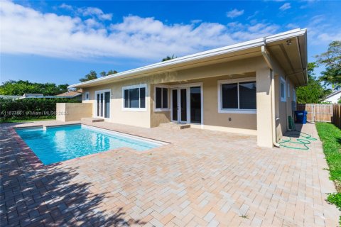 Villa ou maison à louer à Miami, Floride: 4 chambres № 1922742 - photo 13