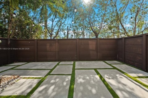 Adosado en venta en Miami Lakes, Florida, 3 dormitorios, 147.53 m2 № 1864665 - foto 30