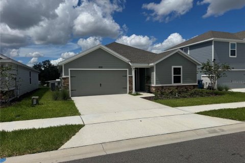 Villa ou maison à Haines City, Floride 4 chambres, 170.01 m2 № 2383948