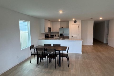 Villa ou maison à louer à Haines City, Floride: 4 chambres, 170.01 m2 № 2383948 - photo 8