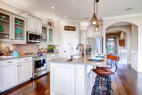 House in Winter Garden, Florida 4 bedrooms, 196.3 sq.m. № 1905649 - photo 11