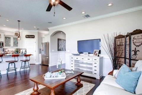 House in Winter Garden, Florida 4 bedrooms, 196.3 sq.m. № 1905649 - photo 5