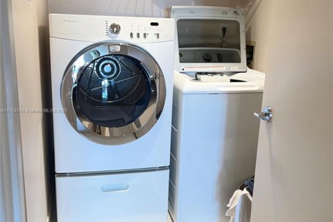 Купить кондоминиум в Авентура, Флорида 2 спальни, 135.64м2, № 1860744 - фото 6