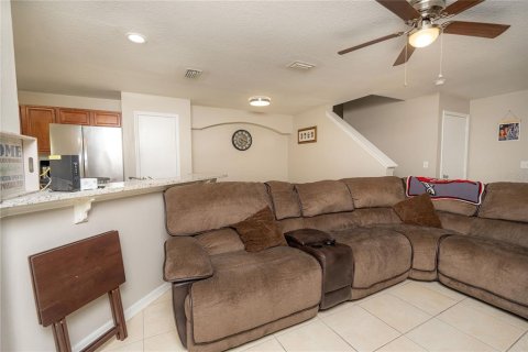 Townhouse in Brandon, Florida 3 bedrooms, 144.74 sq.m. № 1840277 - photo 17