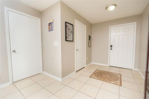Townhouse in Brandon, Florida 3 bedrooms, 144.74 sq.m. № 1840277 - photo 20